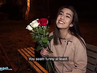 Return Spokesman Aaeysha gets fucked on Valentines